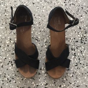 Toms wedges